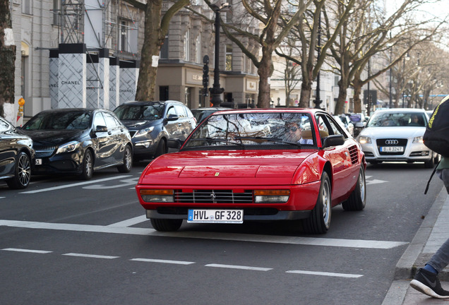 Ferrari Mondial 3.2