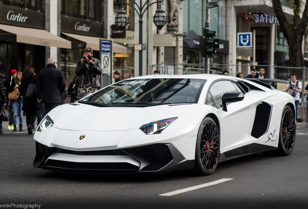 Lamborghini Aventador LP750-4 SuperVeloce