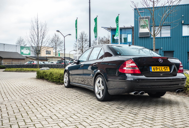 Mercedes-Benz E 55 AMG