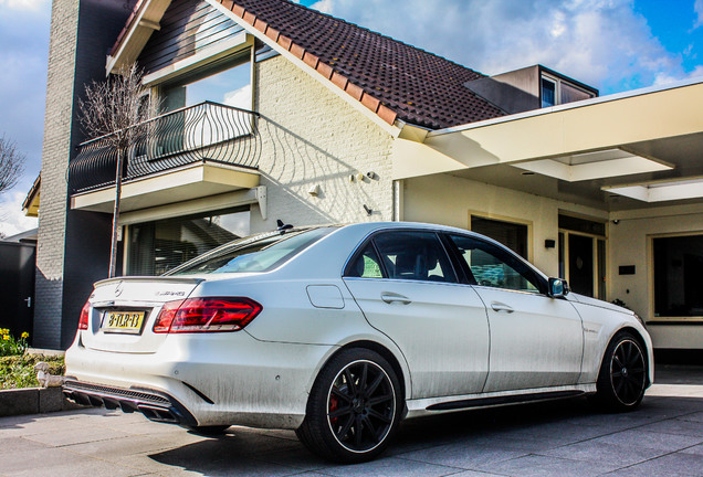 Mercedes-Benz E 63 AMG S W212