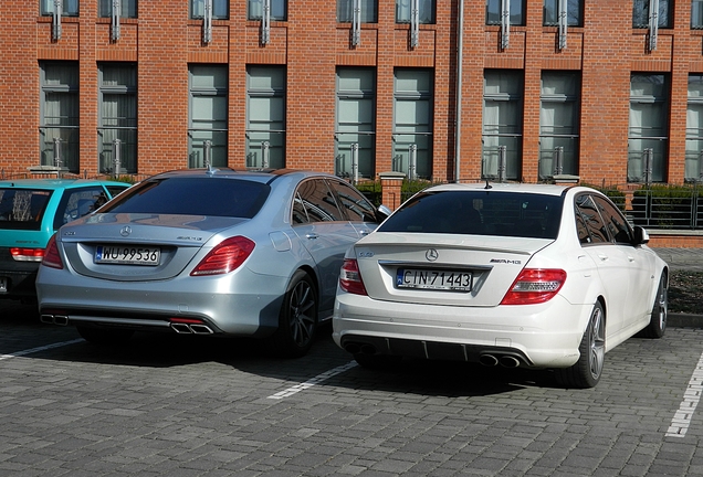 Mercedes-Benz S 63 AMG V222