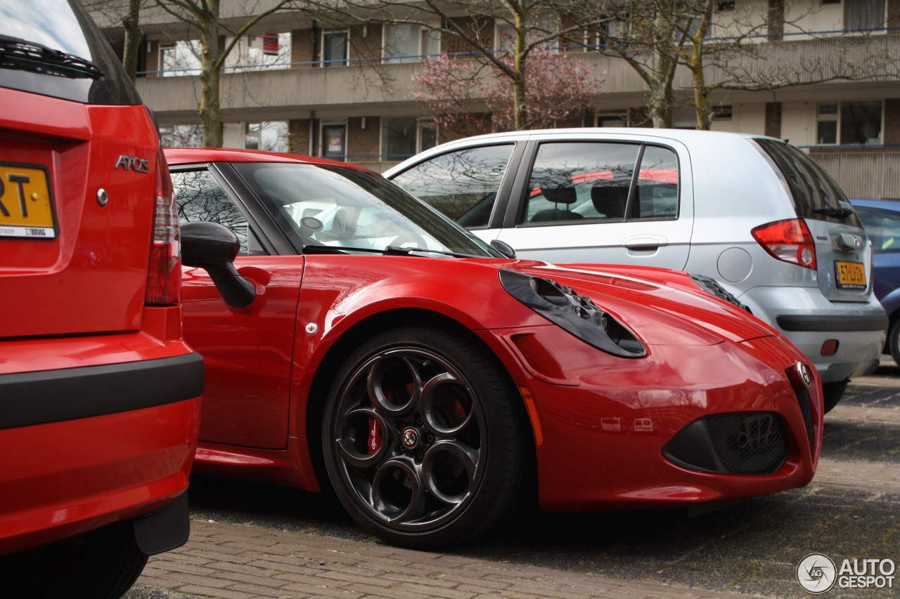 Alfa Romeo 4C Launch Edition