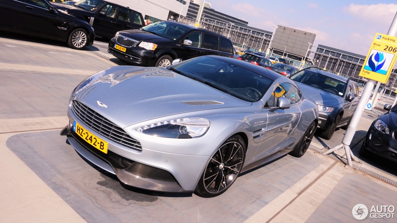 Aston Martin Vanquish 2013