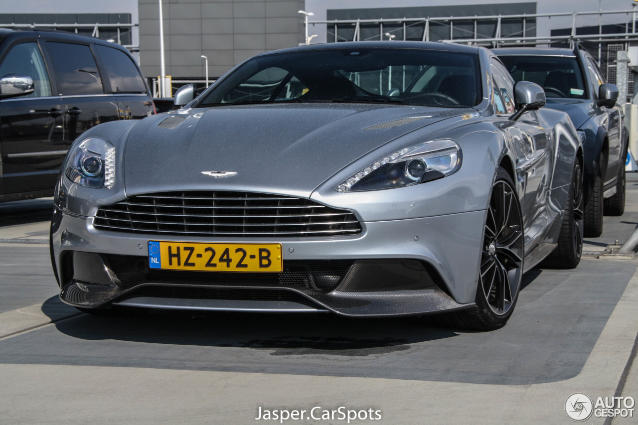 Aston Martin Vanquish 2013