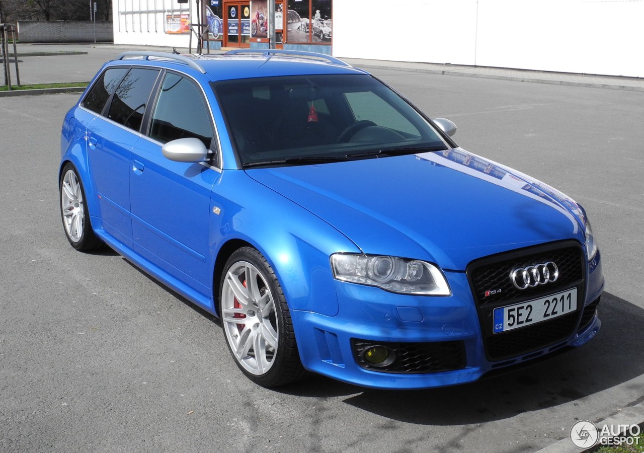 Audi RS4 Avant B7