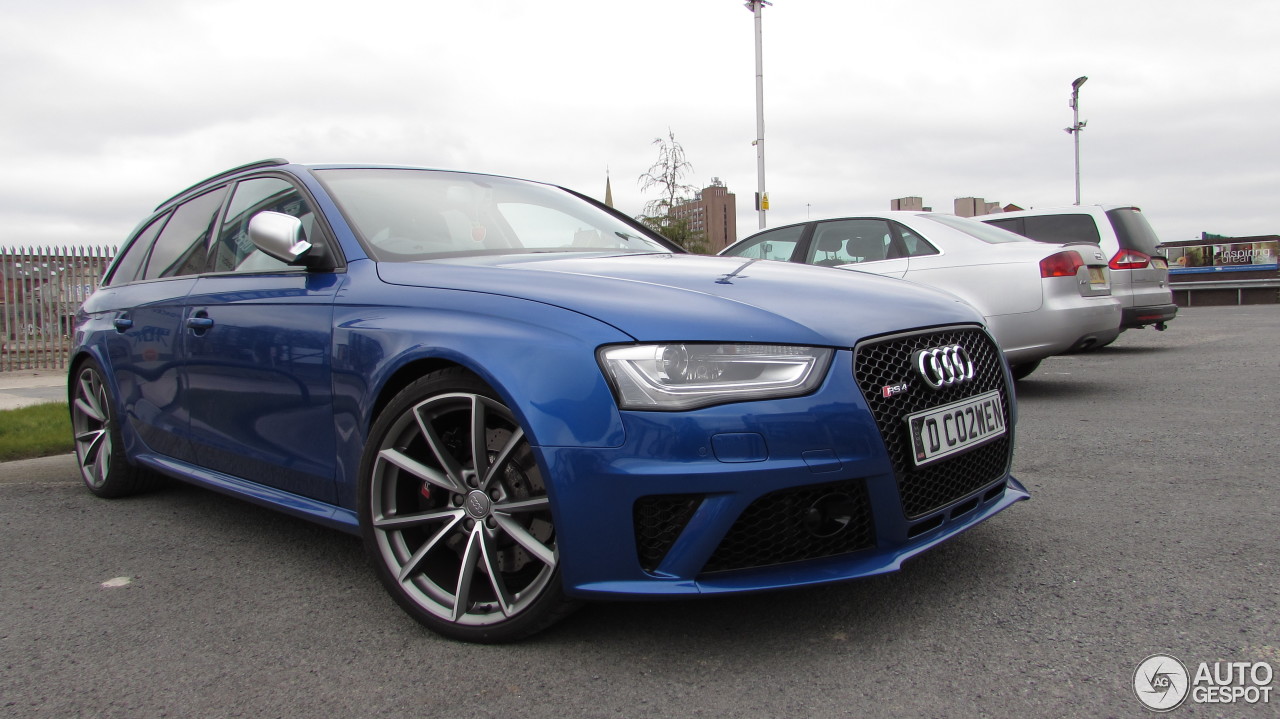 Audi RS4 Avant B8