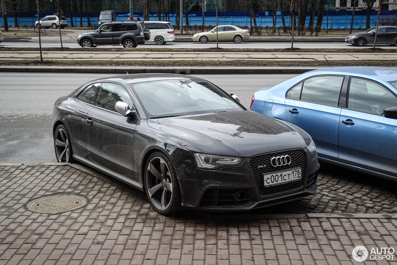 Audi RS5 B8 2012