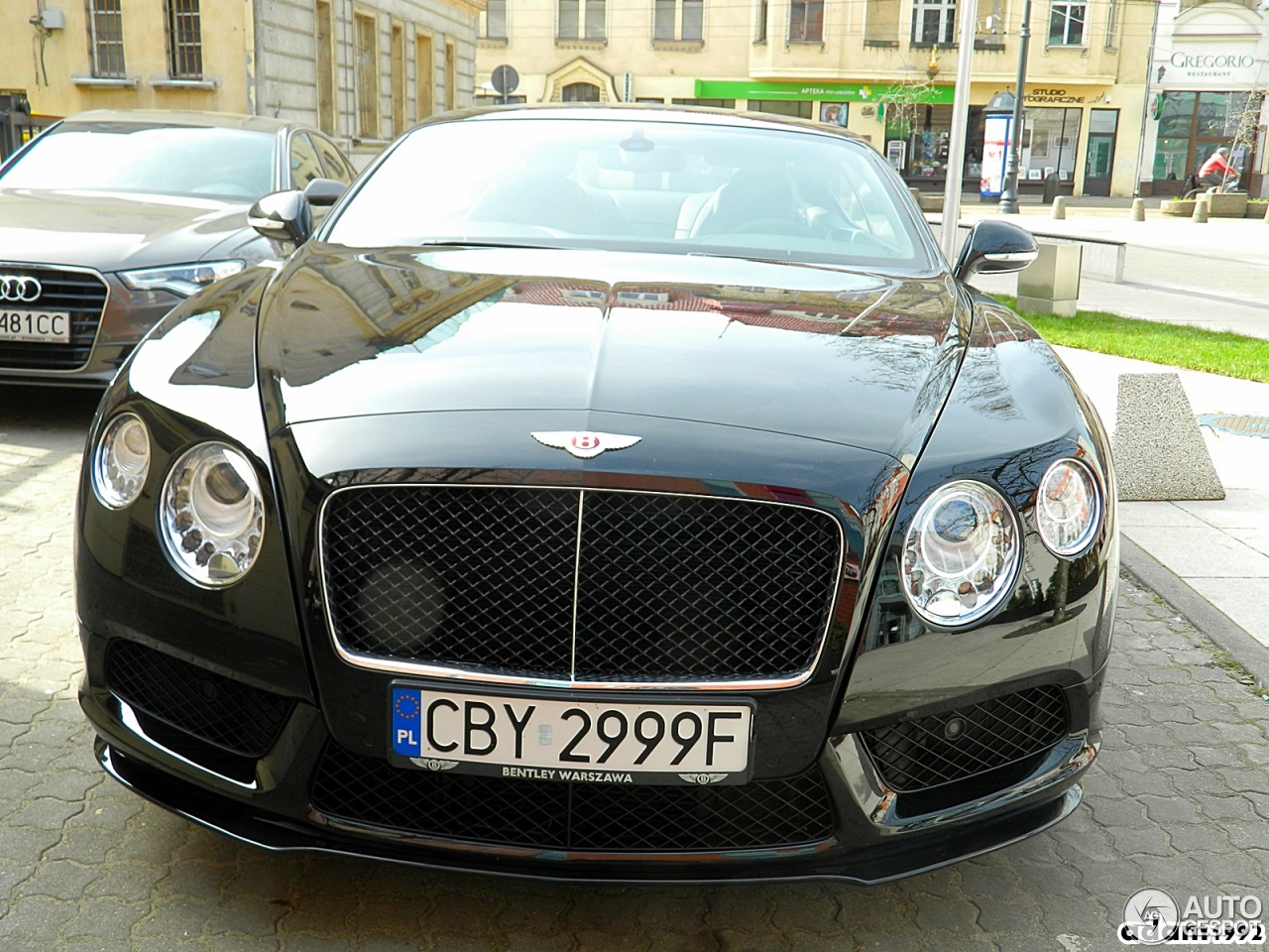 Bentley Continental GT V8