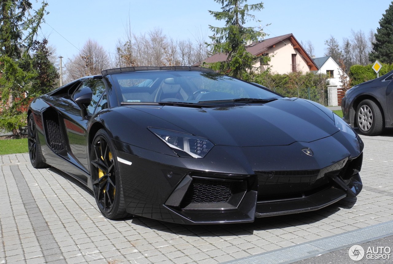 Lamborghini Aventador LP700-4 Roadster