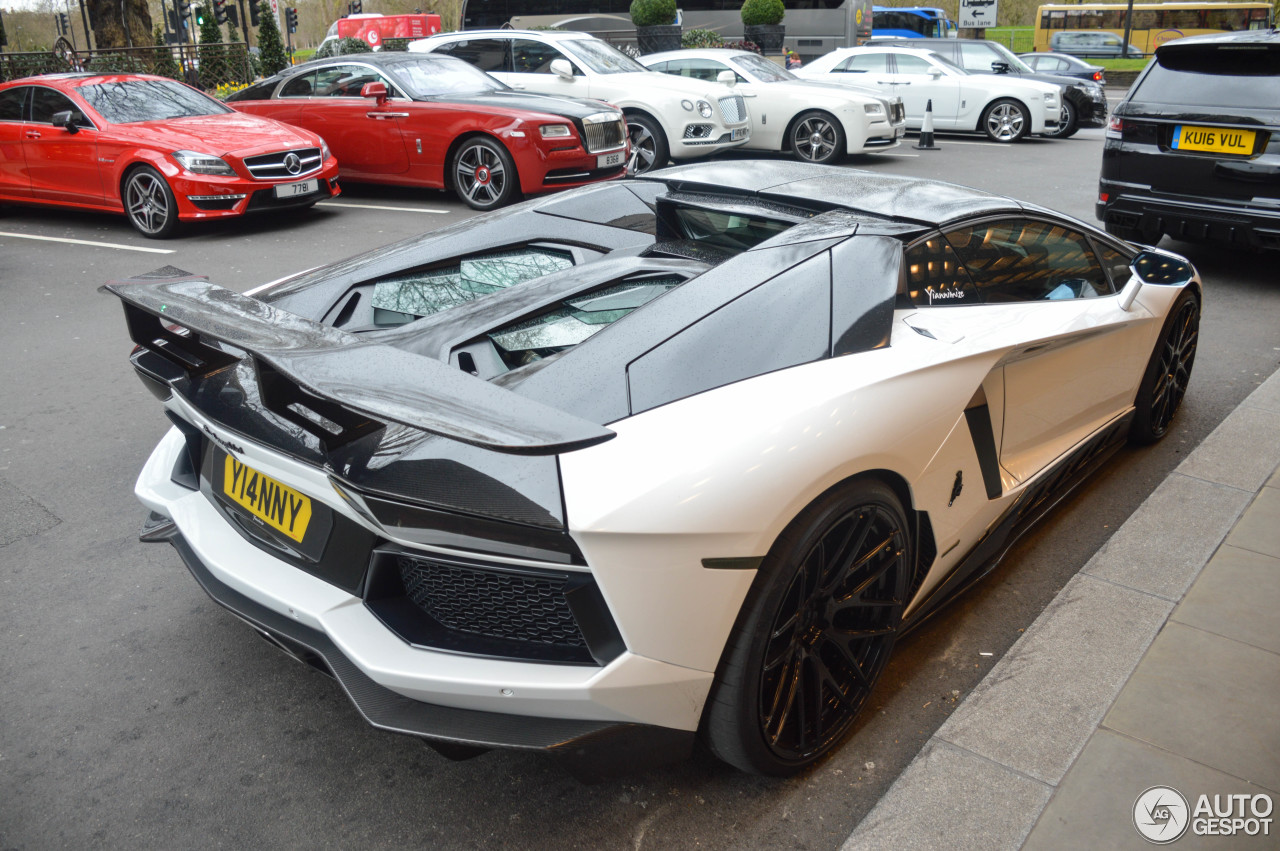 Lamborghini Aventador LP700-4 Roadster Projex Design