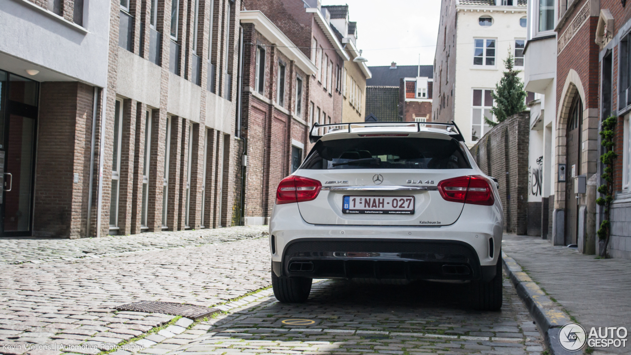 Mercedes-AMG GLA 45 X156