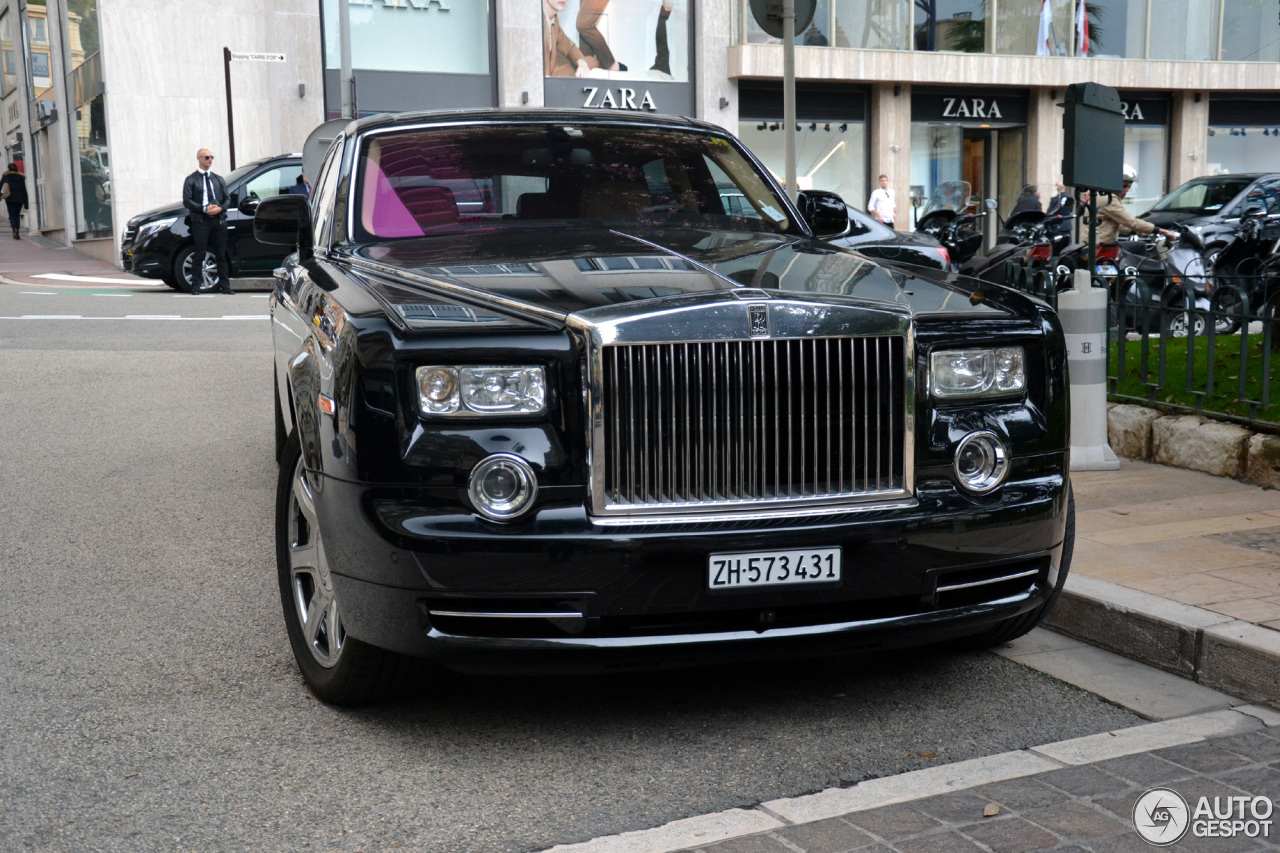 Rolls-Royce Phantom EWB