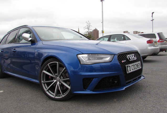 Audi RS4 Avant B8