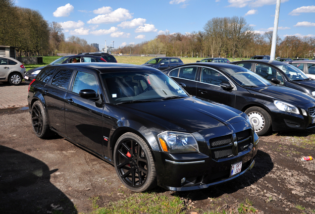 Dodge Magnum SRT-8