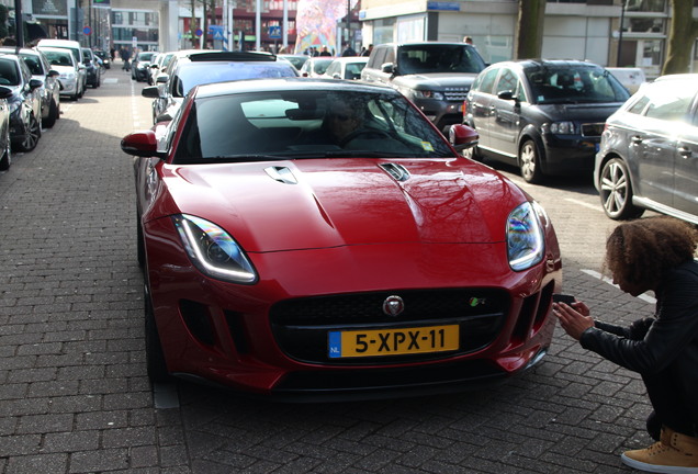 Jaguar F-TYPE R Coupé