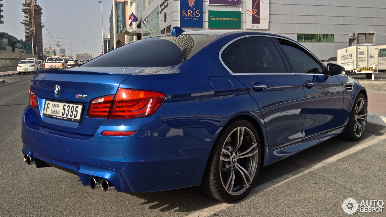 BMW M5 F10 2011