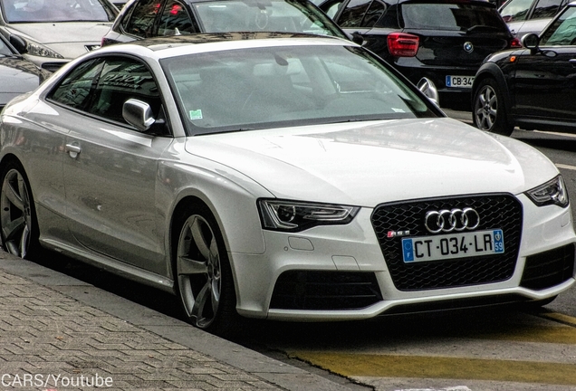 Audi RS5 B8 2012