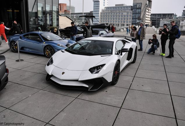 Lamborghini Aventador LP750-4 SuperVeloce