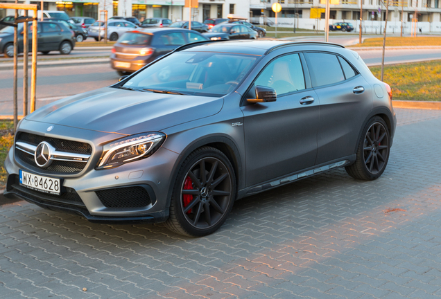 Mercedes-AMG GLA 45 X156