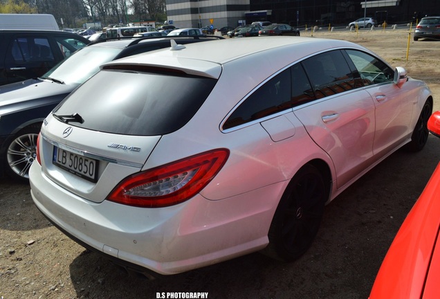 Mercedes-Benz CLS 63 AMG X218 Shooting Brake