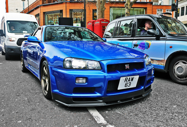 Nissan Skyline R34 GT-R V-Spec