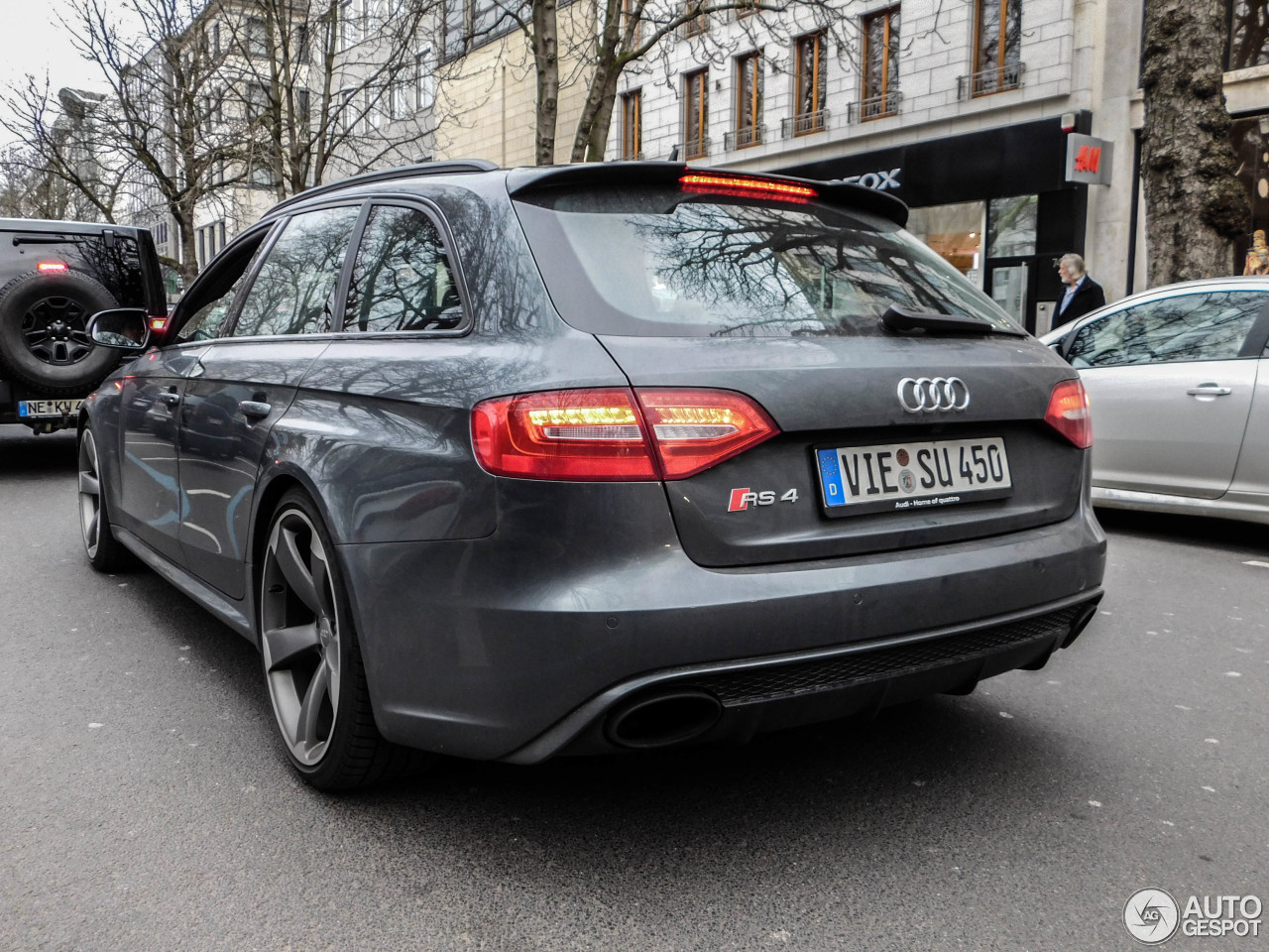 Audi RS4 Avant B8