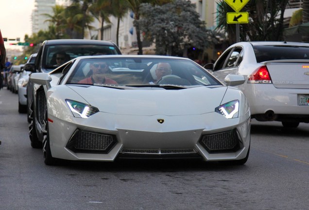 Lamborghini Aventador LP700-4 Roadster