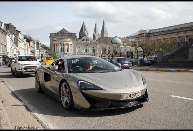 McLaren 570S