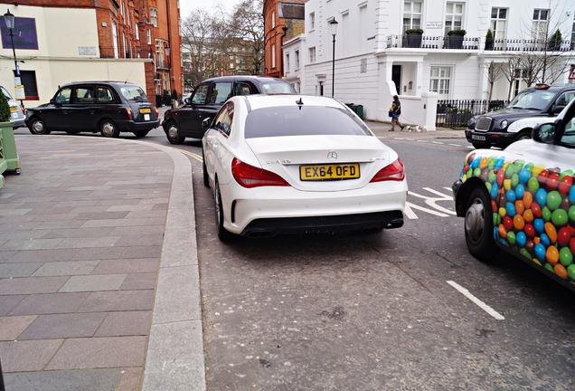 Mercedes-Benz CLA 45 AMG C117