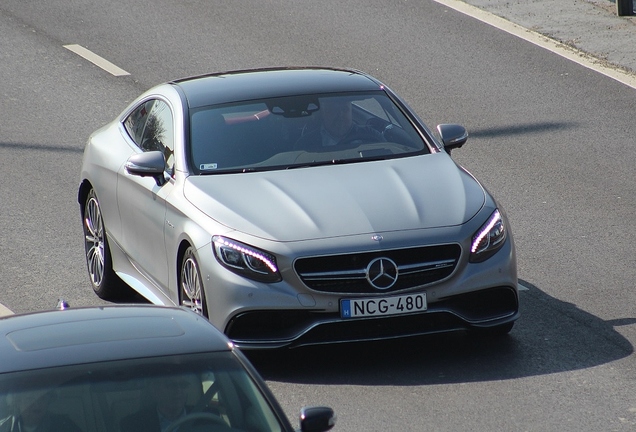 Mercedes-Benz S 63 AMG Coupé C217