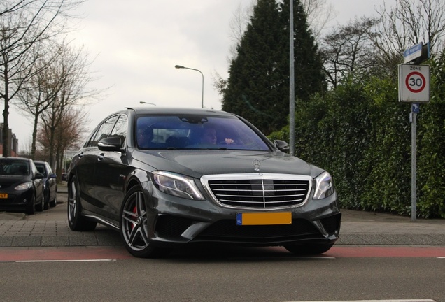 Mercedes-Benz Brabus S B63S-730 V222