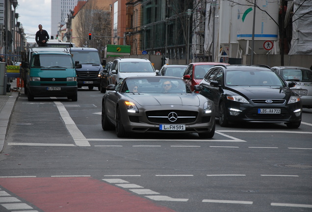 Mercedes-Benz SLS AMG GT Roadster