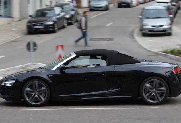 Audi R8 V10 Spyder 2013