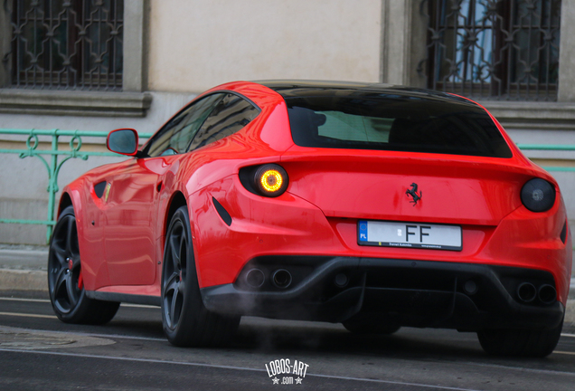 Ferrari FF