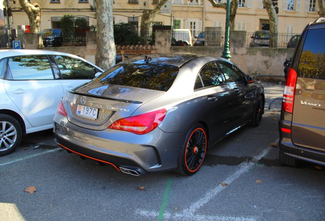 Mercedes-Benz CLA 45 AMG OrangeArt Edition C117