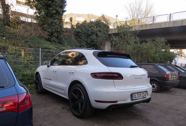 Porsche 95B Macan Turbo