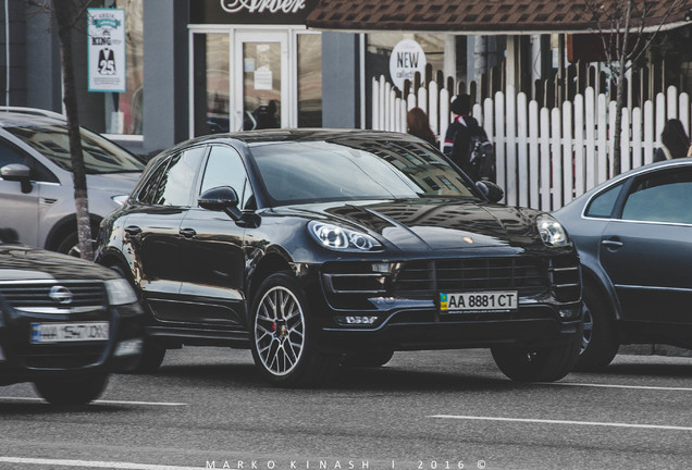 Porsche 95B Macan Turbo