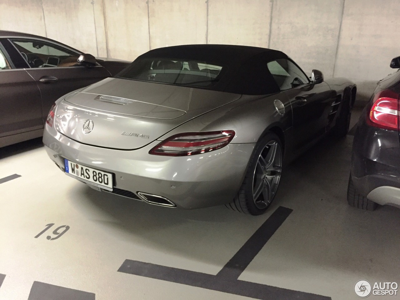 Mercedes-Benz SLS AMG Roadster