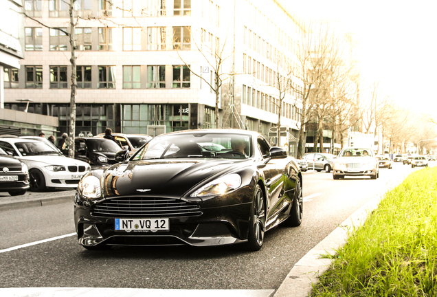 Aston Martin Vanquish 2013