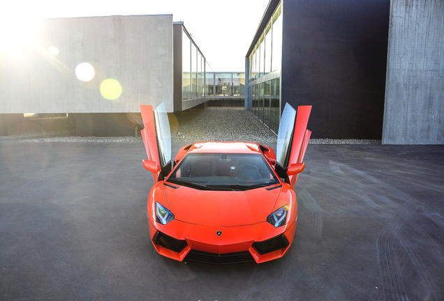 Lamborghini Aventador LP700-4