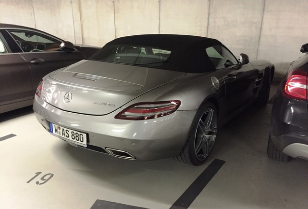 Mercedes-Benz SLS AMG Roadster