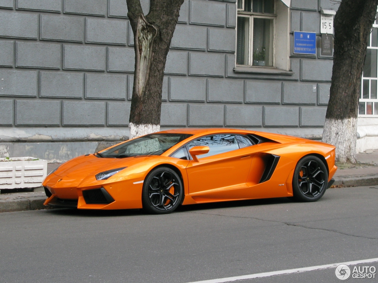 Lamborghini Aventador LP700-4