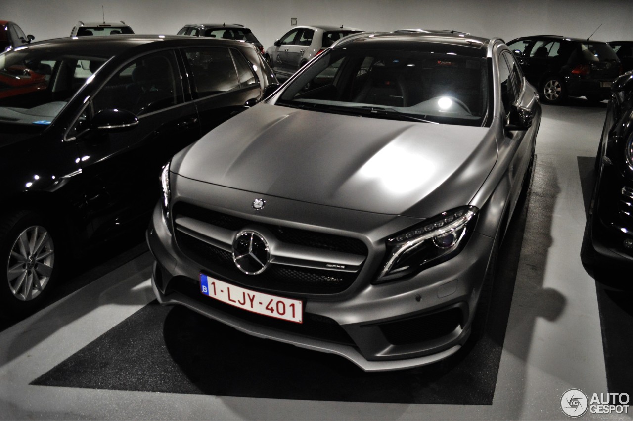 Mercedes-AMG GLA 45 X156