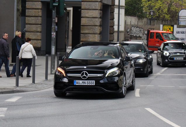 Mercedes-AMG A 45 W176 2015