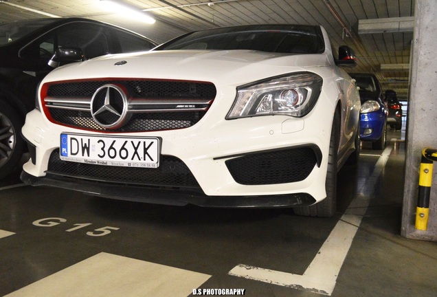 Mercedes-Benz CLA 45 AMG Edition 1 C117