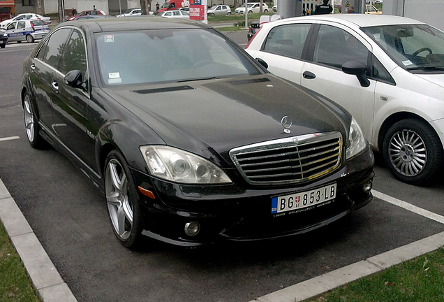 Mercedes-Benz S 63 AMG W221