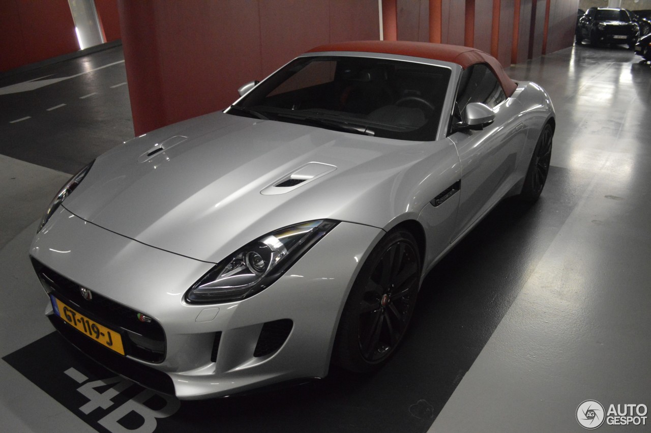 Jaguar F-TYPE S AWD Convertible