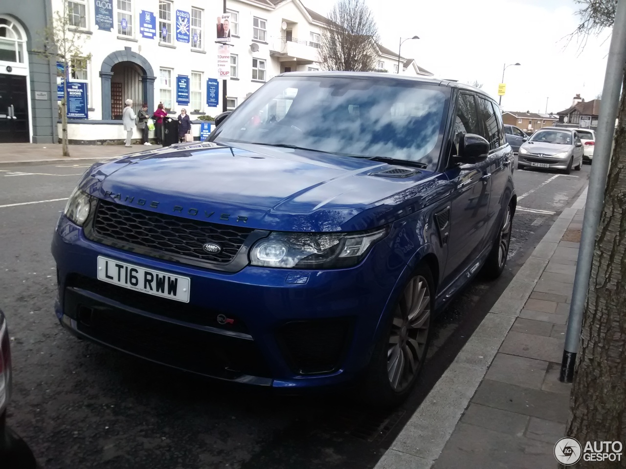 Land Rover Range Rover Sport SVR