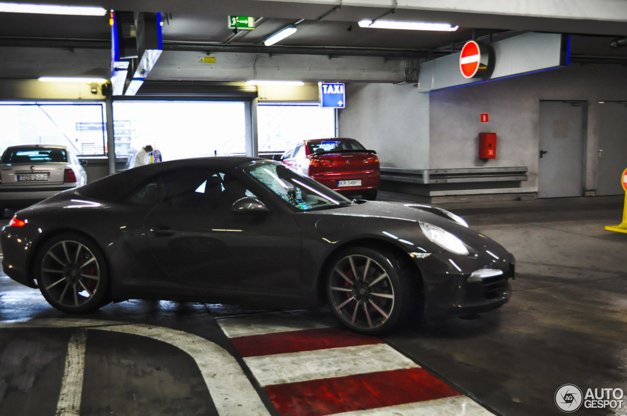 Porsche 991 Carrera 4S Cabriolet MkI