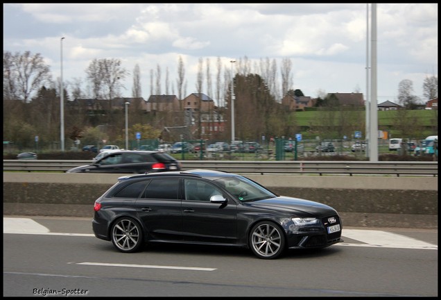 Audi RS4 Avant B8